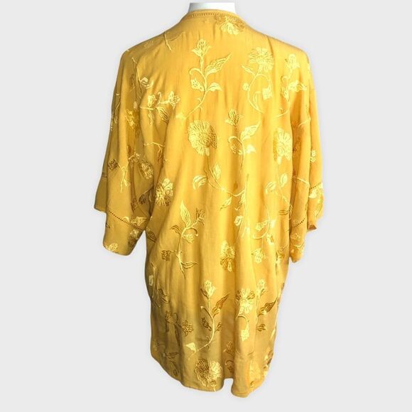 Amuse Society Poolside Dreams Kimono In Mustard as Sold on Revolve Size XS/S - Picture 5 of 11